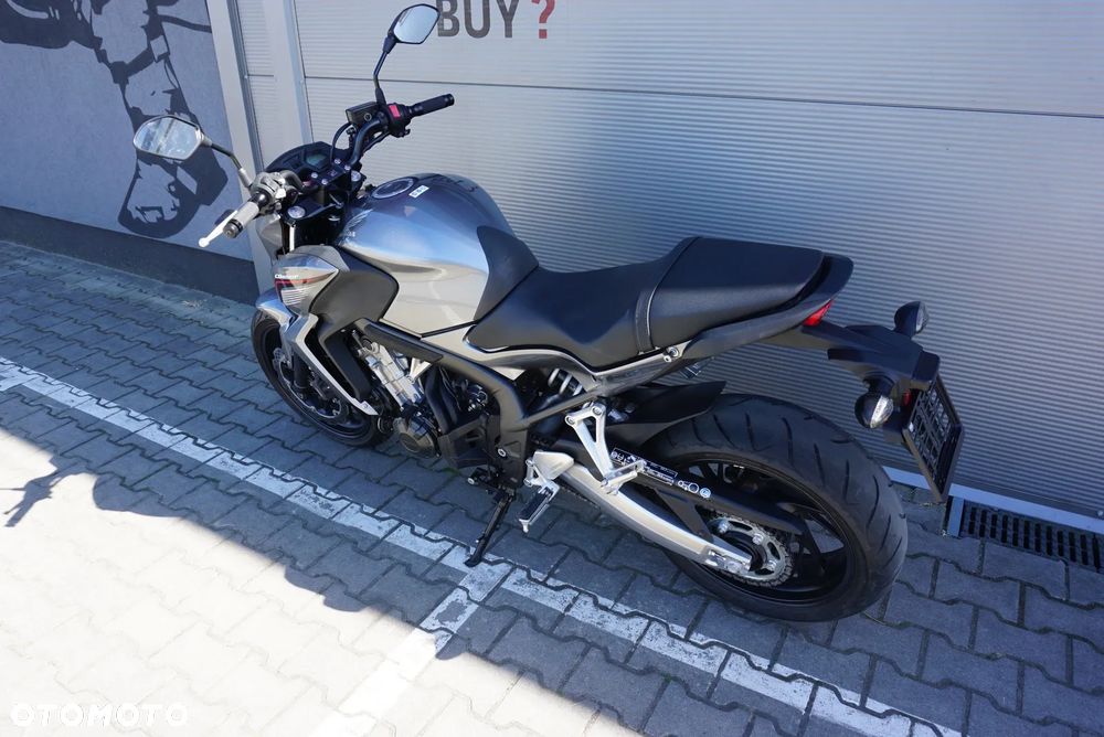 Honda CB - 17