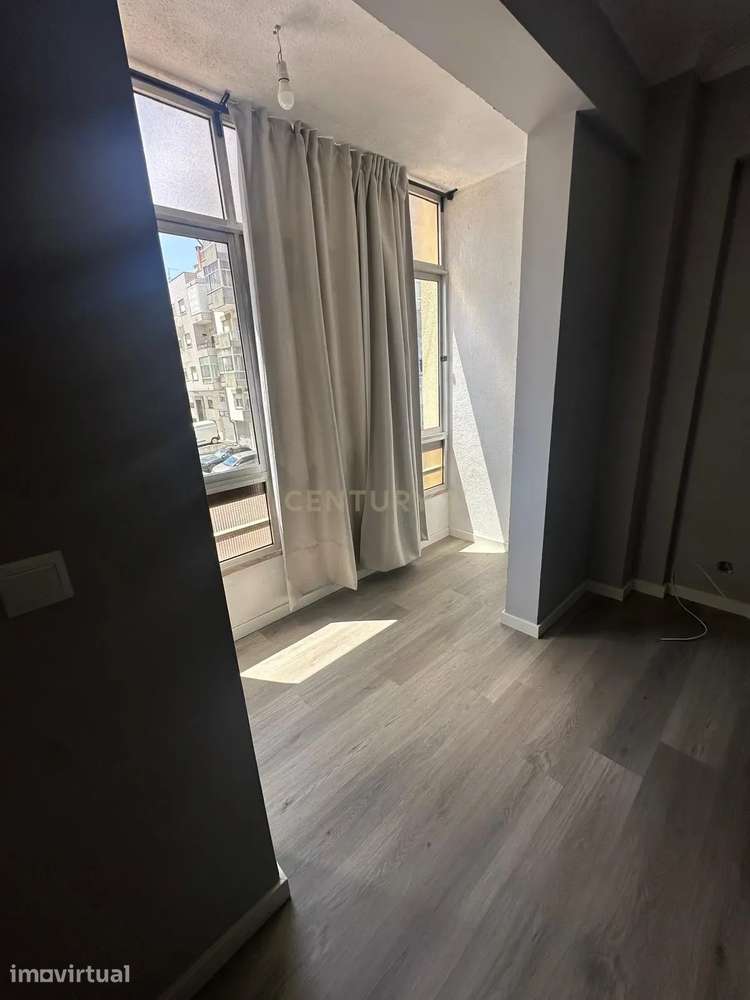 Apartamento Central com Vista na Cidade - 1100€ - Grande imagem: 5/13
