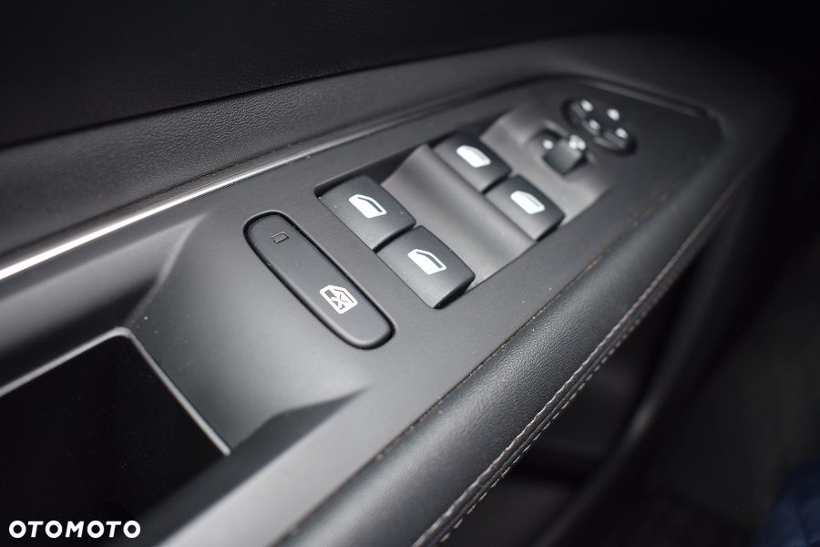 Peugeot 3008 PureTech 130 Stop & Start EAT6 Active - 18