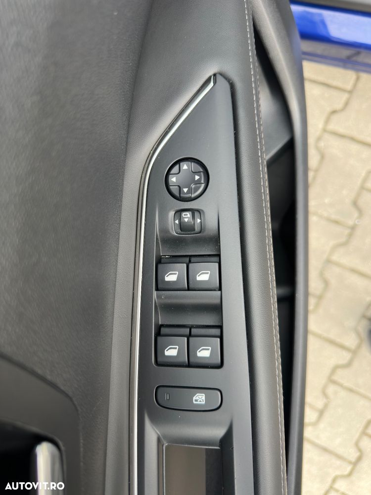 Peugeot 3008 BlueHDi 120 Stop & Start EAT6 Allure - 28