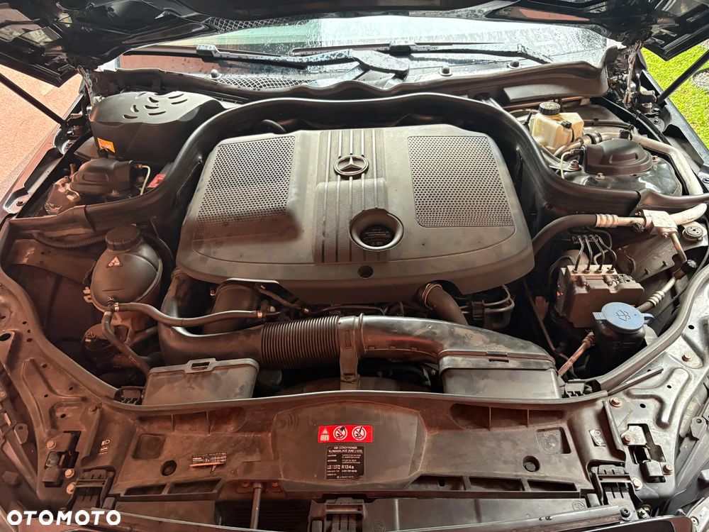 Mercedes-Benz Klasa E 250 BlueTEC 4-Matic Avantgarde - 28