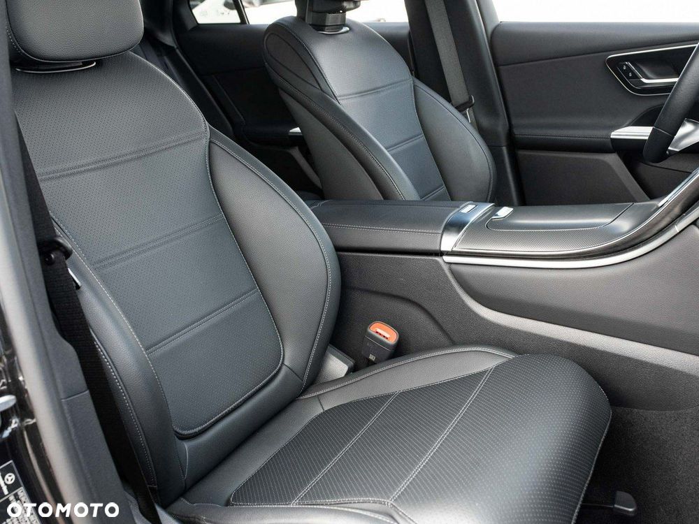 Mercedes-Benz GLC 220 d mHEV 4-Matic Avantgarde - 34