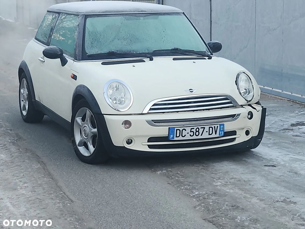MINI Cooper Standard - 1