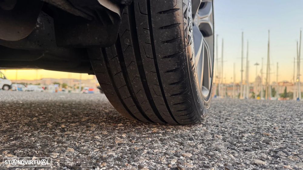 SEAT Leon ST 2.0 TDI FR S/S - 31