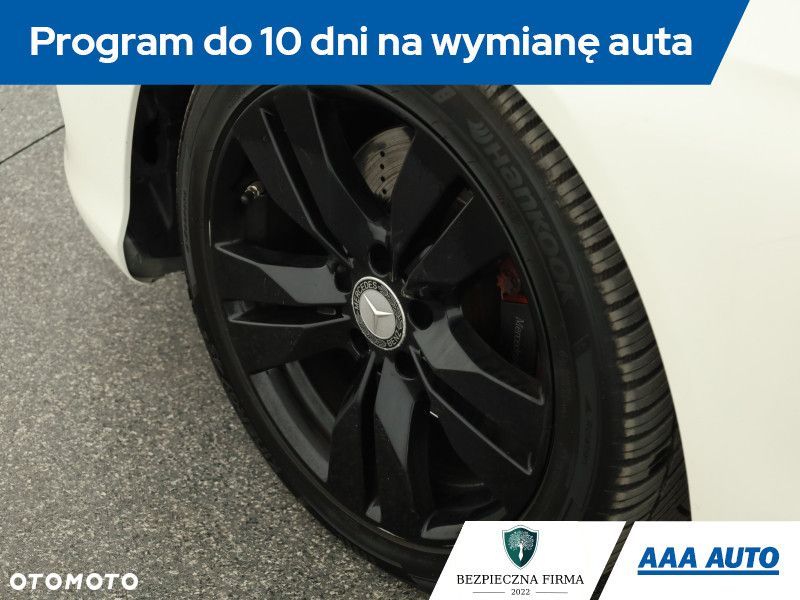 Mercedes-Benz Klasa E - 19