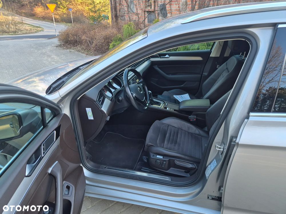 Volkswagen Passat 1.8 TSI (BlueMotion Technology) DSG Highline - 8