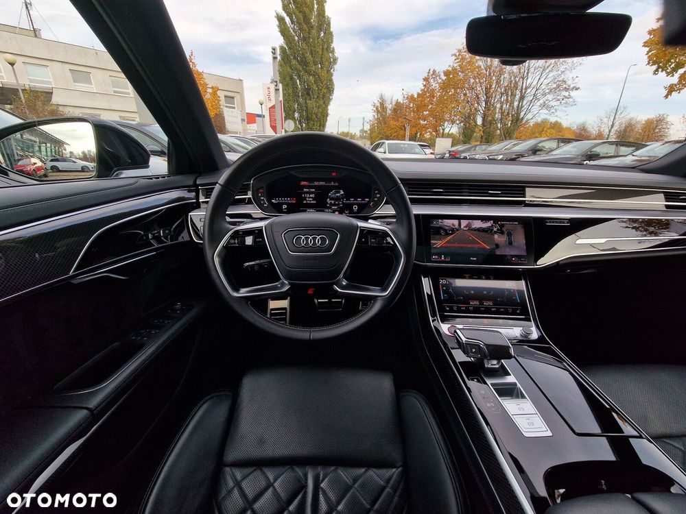 Audi S8 - 20