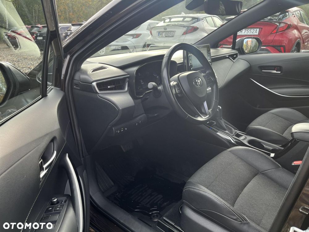 Toyota Corolla 1.8 Hybrid Comfort - 13