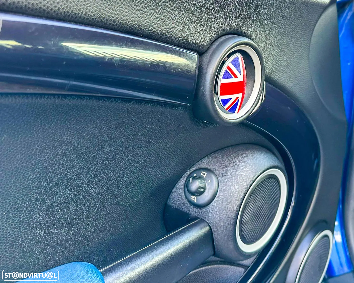 MINI 3 Portas Cooper D - 11