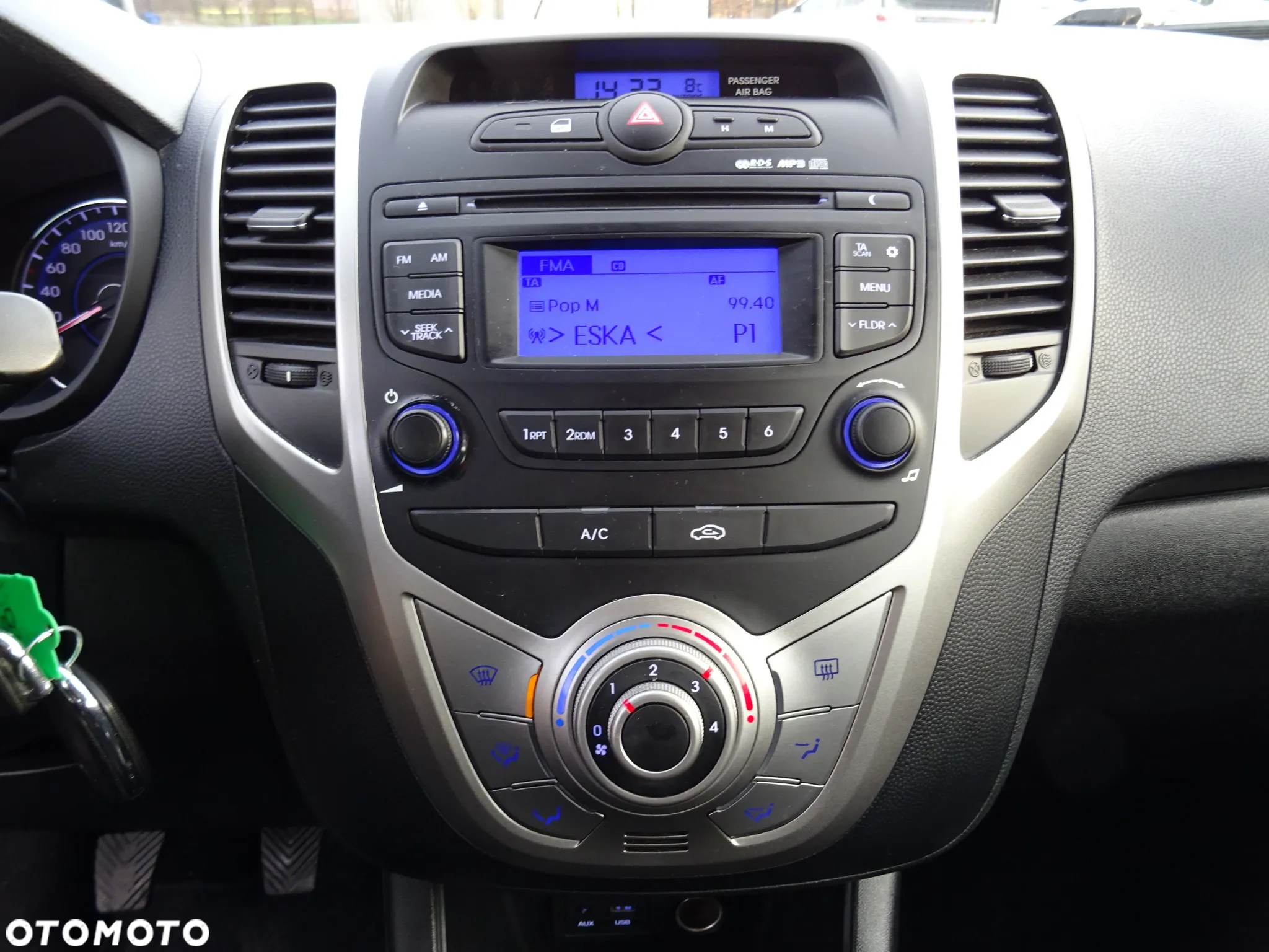 Hyundai ix20 1.4 blue Comfort - 20