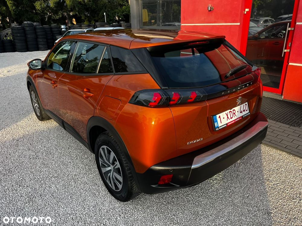Peugeot 2008 PureTech 130 Allure - 4