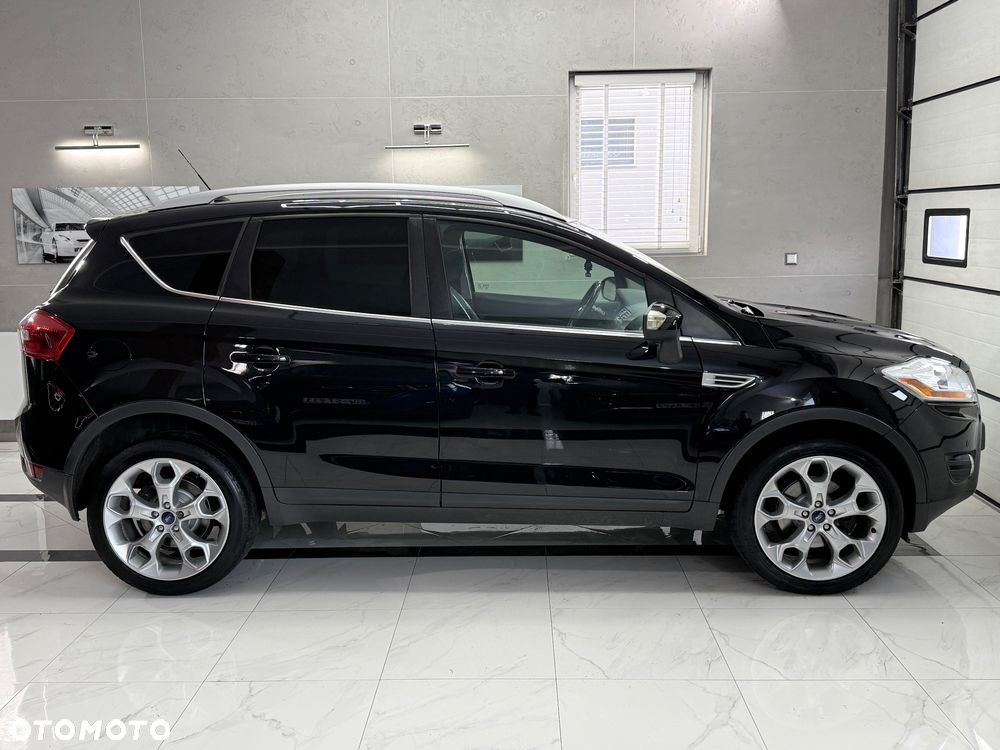 Ford Kuga 2.0 TDCi 2x4 Titanium - 10