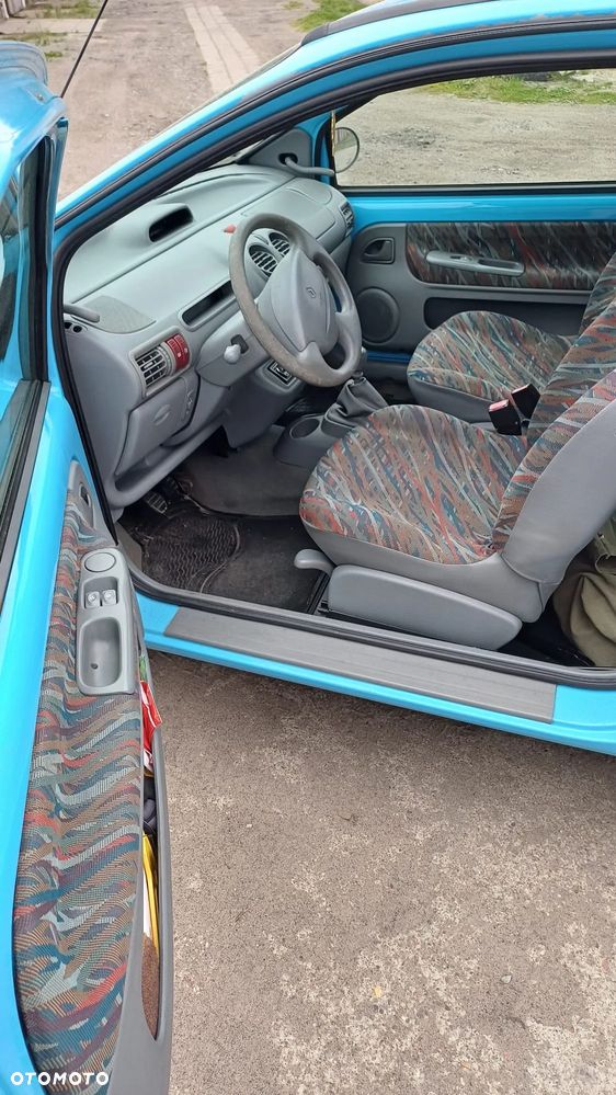 Renault Twingo 1.2 Authentique - 4