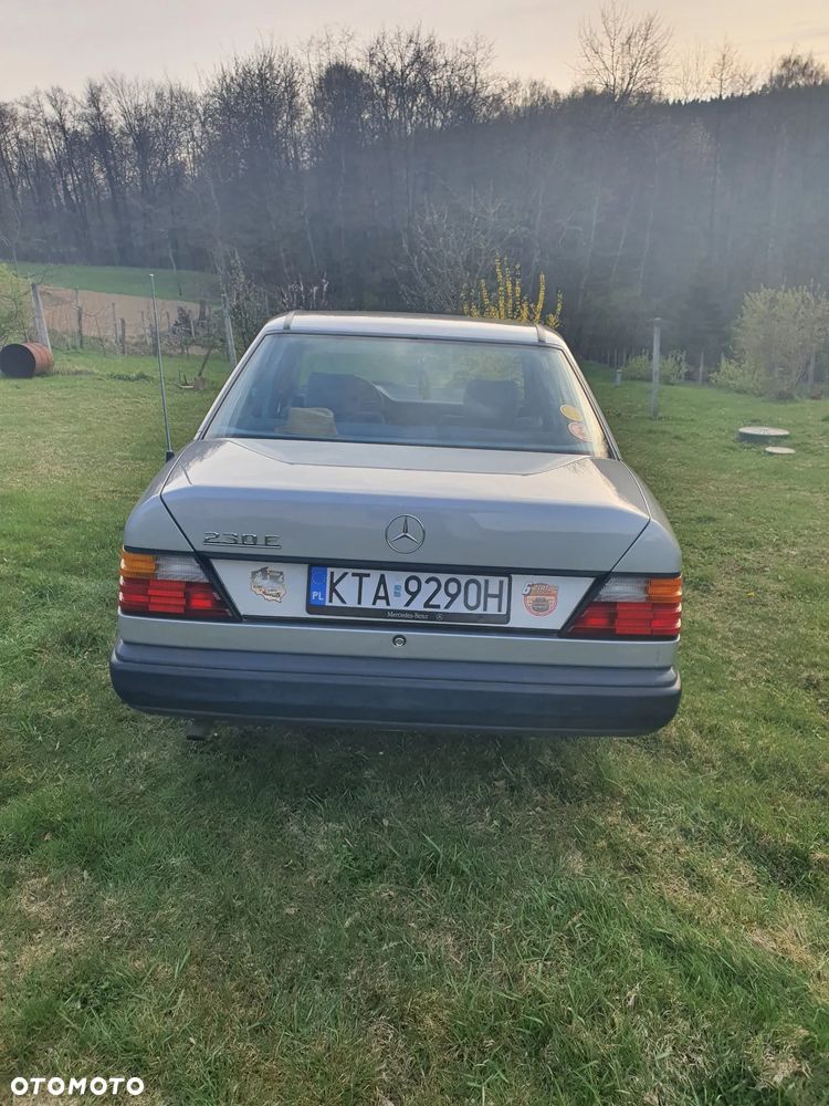 Mercedes-Benz W124 (1984-1993) - 4