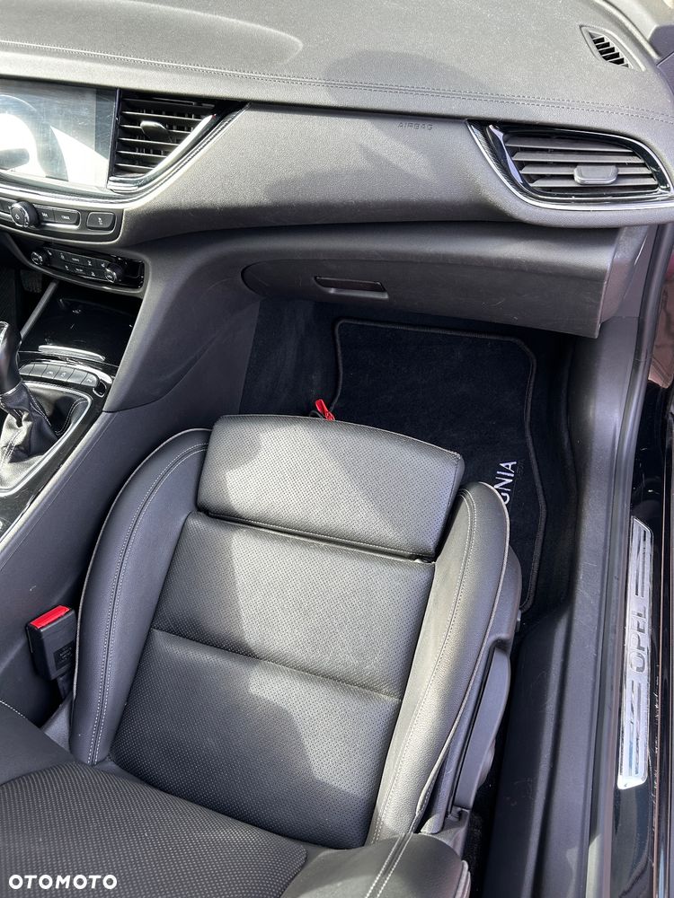 Opel Insignia - 16