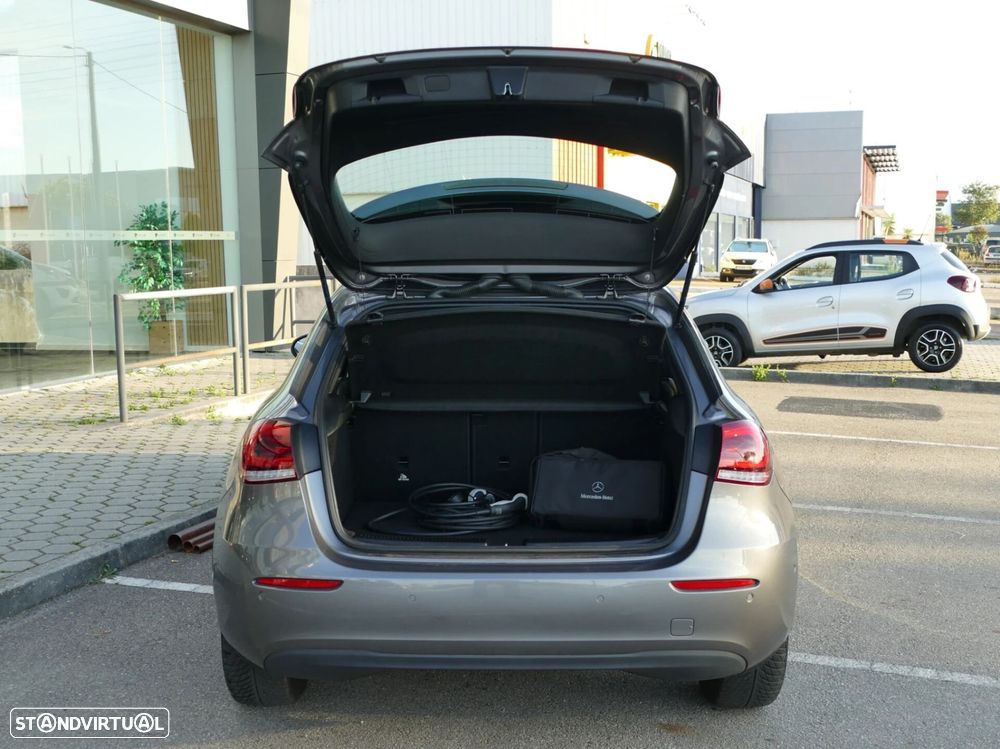 Mercedes-Benz A 250 e Progressive - 6