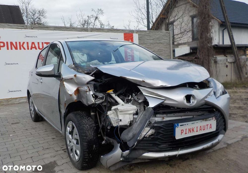 Toyota Yaris 1.0 Comfort - 2
