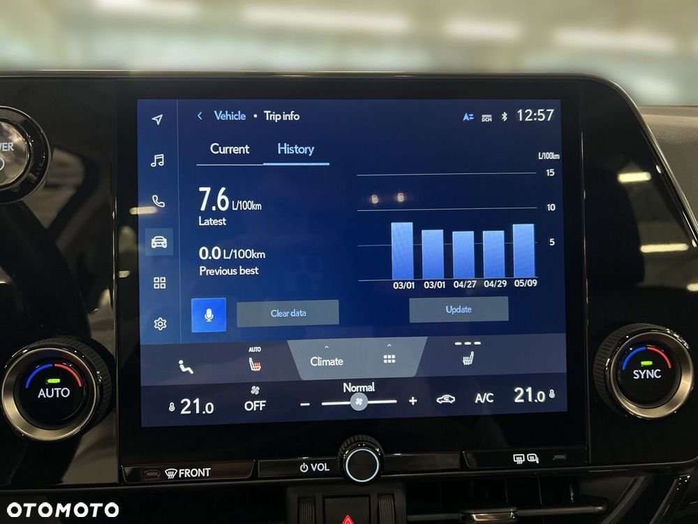 Lexus NX 350h Business AWD - 22