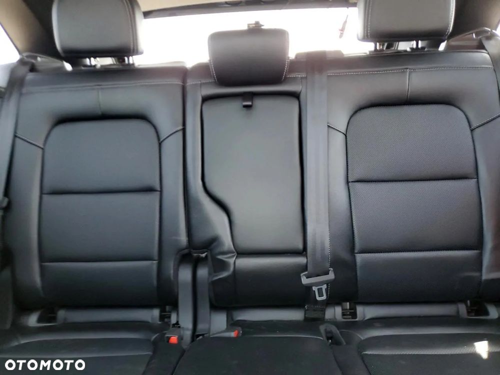 Ford Escape 2.0 EcoBoost AWD Titanium - 10