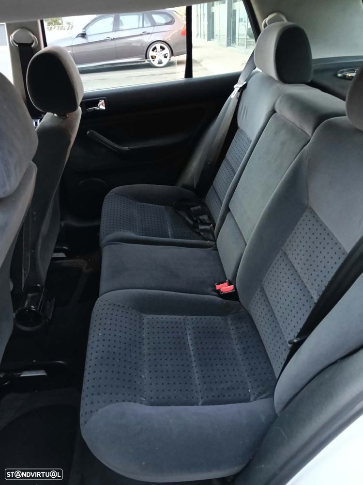 VW Golf 1.4i 25 Anos - 7