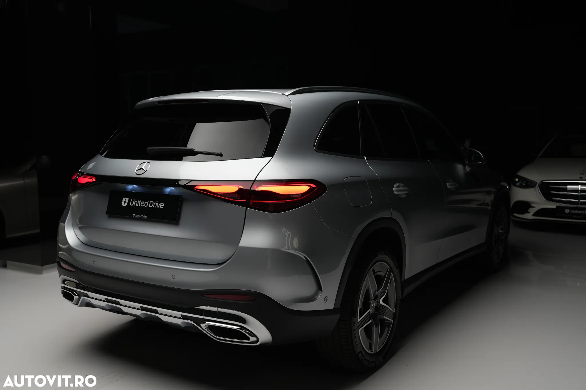 Mercedes-Benz GLC 300 d 4Matic 9G-TRONIC Edition AMG Line - 23