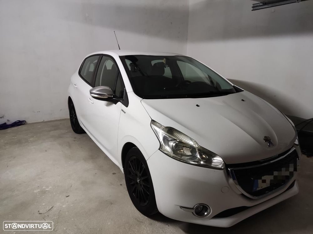 Peugeot 208 PureTech 82 Allure - 11