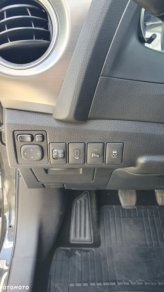 Toyota Auris 1.6 Premium Start - 13