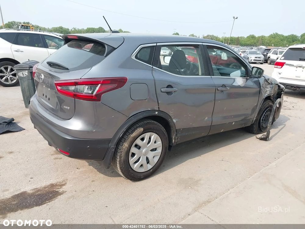 Nissan X-Trail - 4