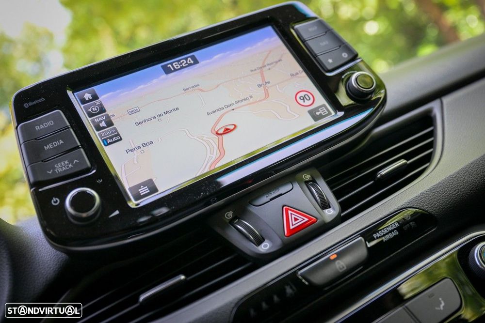 Hyundai i30 1.6 CRDI STyle+Navi - 33