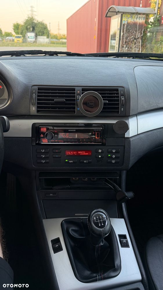 BMW Seria 3 - 21