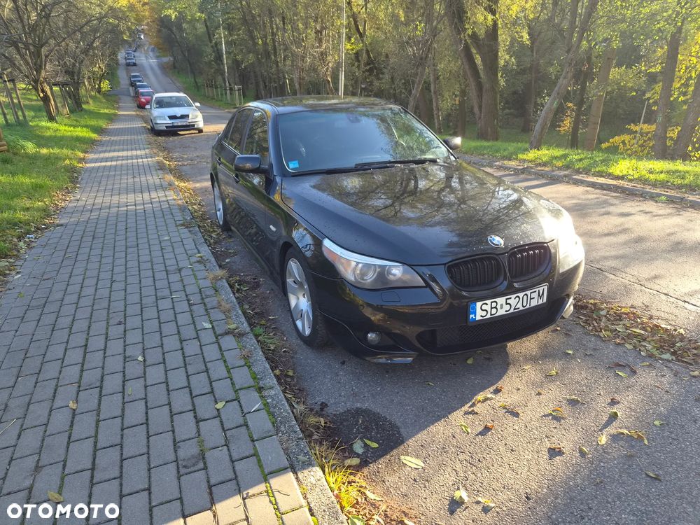BMW 5 Series 2006 photo 2