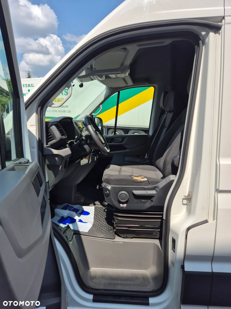 Volkswagen CRAFTER (32917) - 15