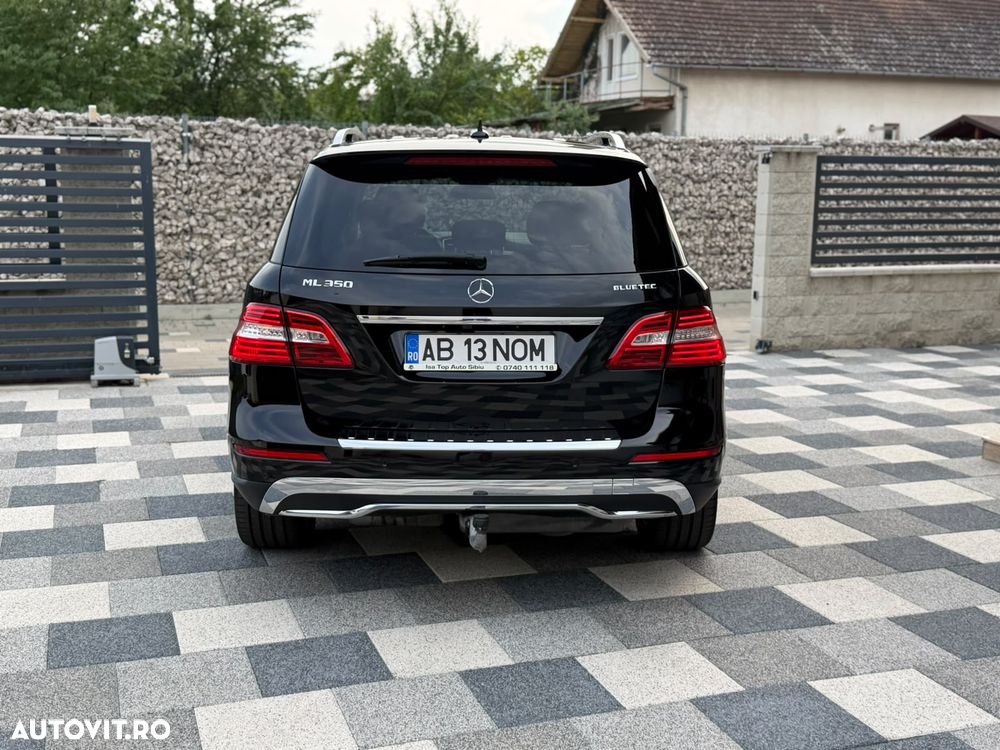 Mercedes-Benz ML 350 BlueTEC 4MATIC Aut - 26