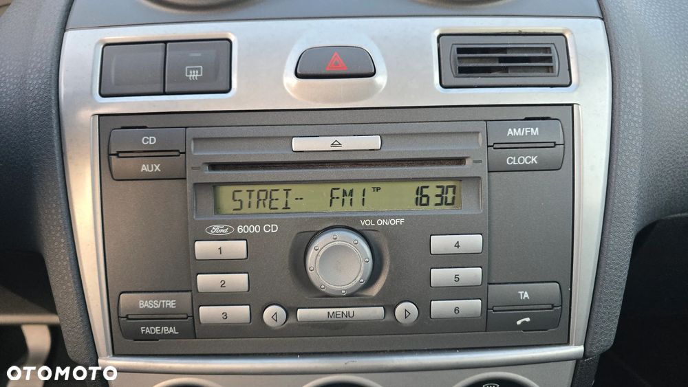 Ford Fiesta - 15