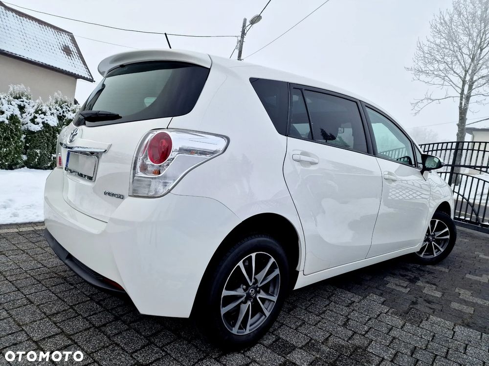 Toyota Verso 1.6 Premium - 7