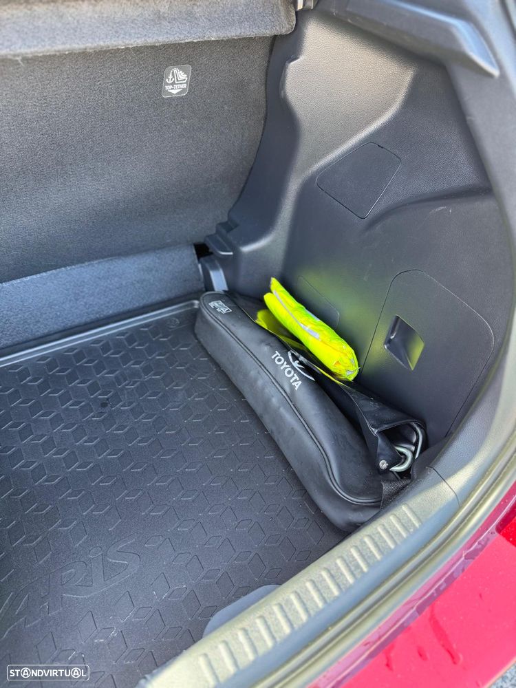 Toyota Yaris 1.5 HDF Exclusive - 17