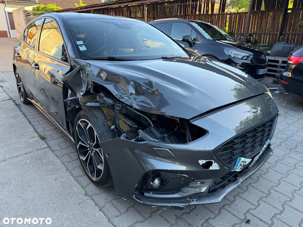 Ford Focus - 2