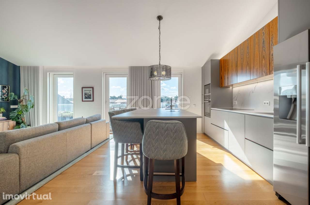 T2 semi-novo, recuado com terraço e lug. estacionamento - Porto - Grande imagem: 4/49