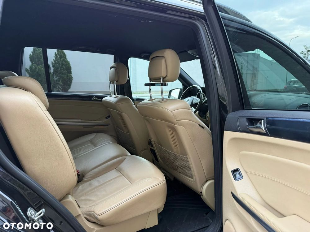 Mercedes-Benz GL 350 CDI - 28