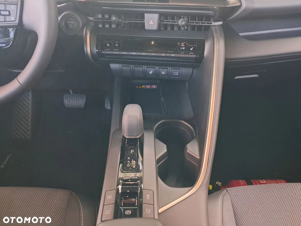 Toyota C-HR 2.0 PHEV Dynamic Force Executive - 12