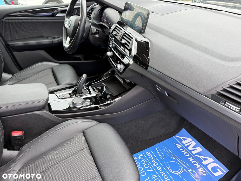 BMW X3 xDrive30e - 18