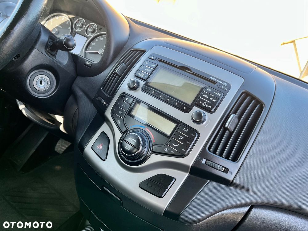 Hyundai i30 i30cw 1.4 FIFA WM Edition - 11