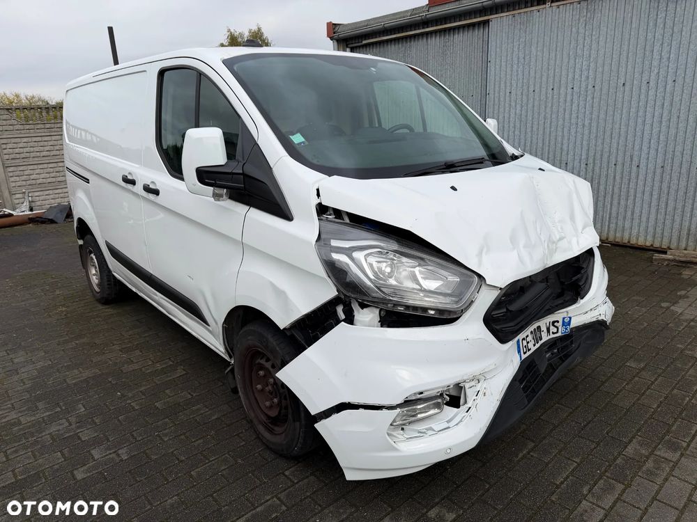 Ford TRANSIT CUSTOM - 1
