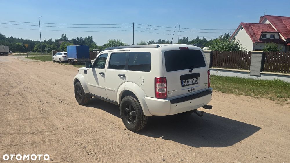 Dodge Nitro 2.8 CRD SE - 10