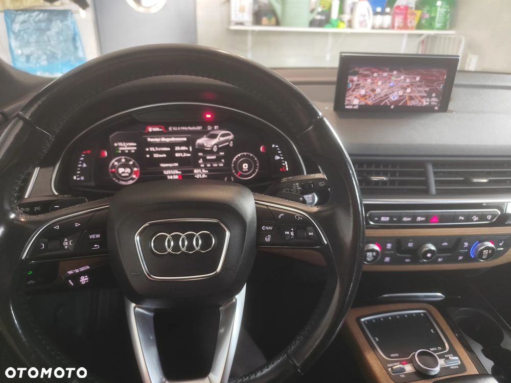 Audi Q7 - 29