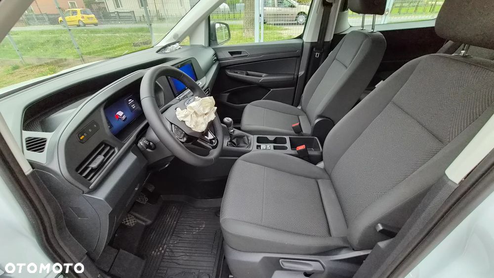 Ford Tourneo Connect Grand - 10