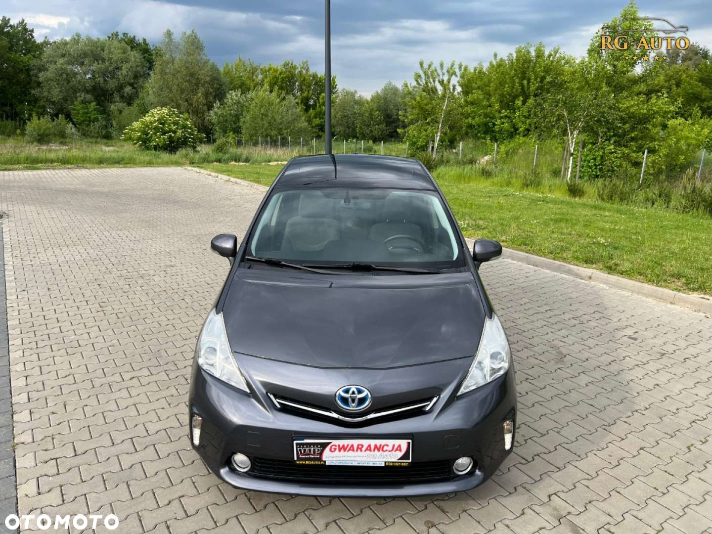 Toyota Prius+ - 19
