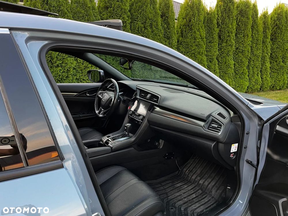 Honda Civic 1.5 i-VTEC Turbo CVT Prestige - 29