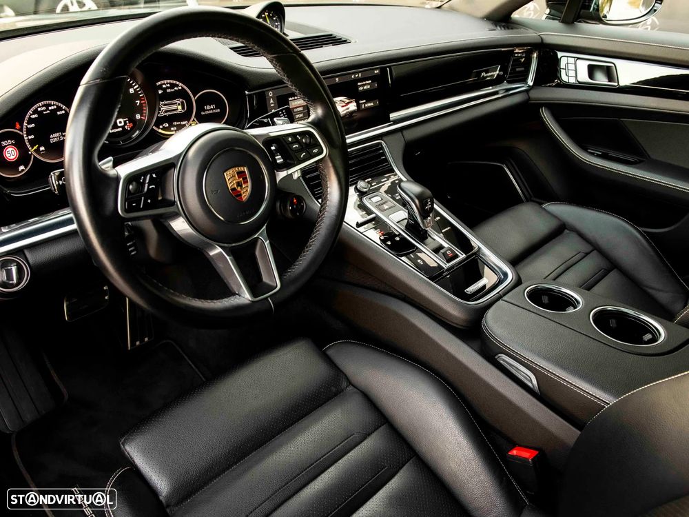 Porsche Panamera - 13