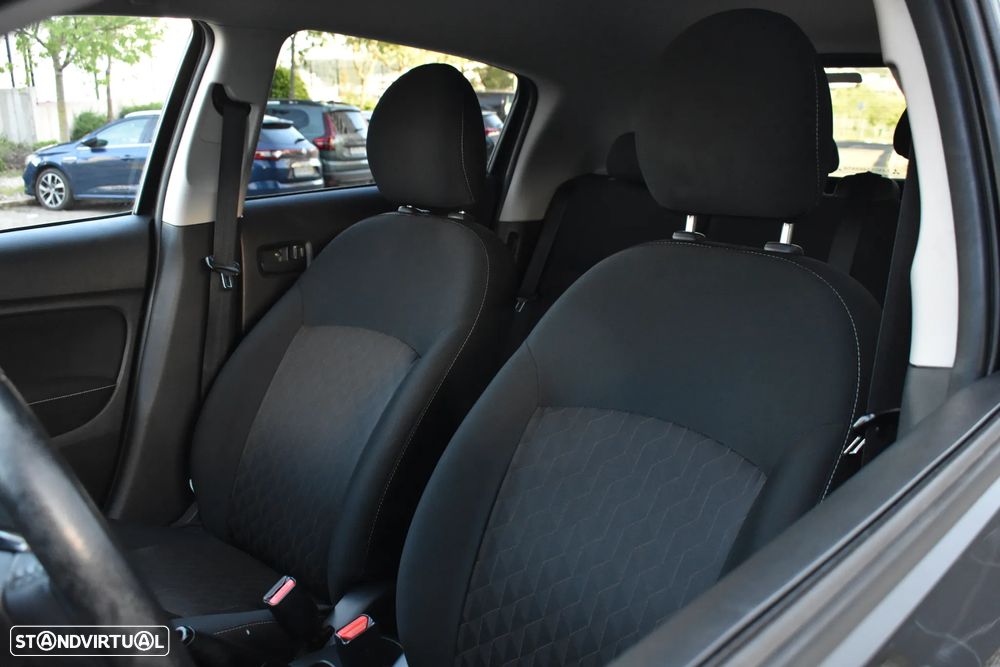 Mitsubishi Space Star 1.2 Intense Connect Edition - 18